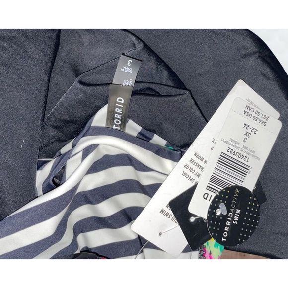 Torrid Black Swim Shirt Women 3X stripes Pink Flowers - Picture 4 of 5